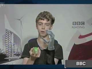 Mercedes' Helping Hand