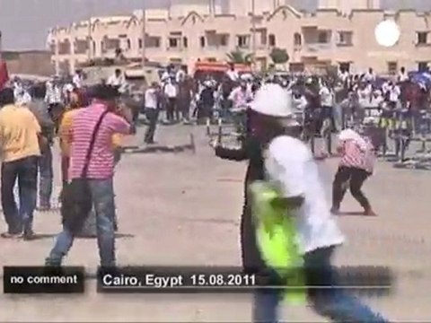 Affrontements au Caire en marge du procès... - no comment