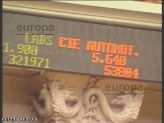 El Ibex 35 cambia de signo y cede un 0,2%