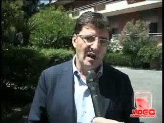 Napoli - Parlamentari Pdl visitano istituto anziani