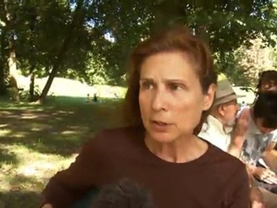 The Venus Project_ a walk in the park with Roxanne+Jacque - Part 06