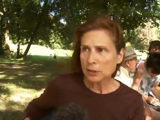 The Venus Project_ a walk in the park with Roxanne+Jacque - Part 06