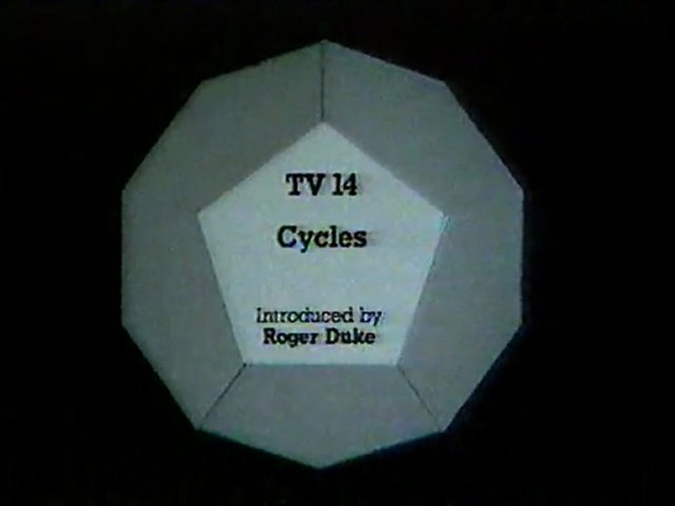 Pure Maths 14 : Cycles
