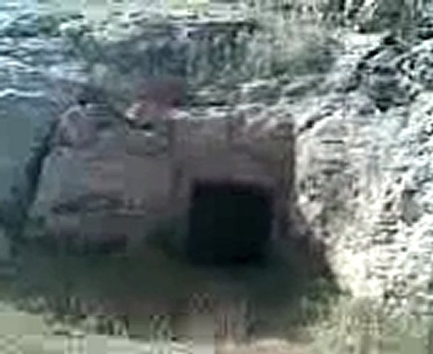 Dedemizin Halveye Girdigi Magara