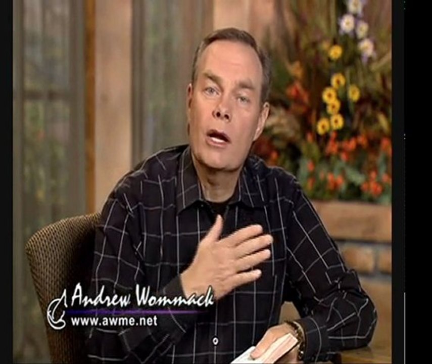Andrew WOMMACK - The War is Over (Peace and Goodwill 1 )