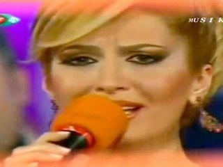 Melda Kuyucu - Sen de git sevme unut kimler unutmadı ki.HD