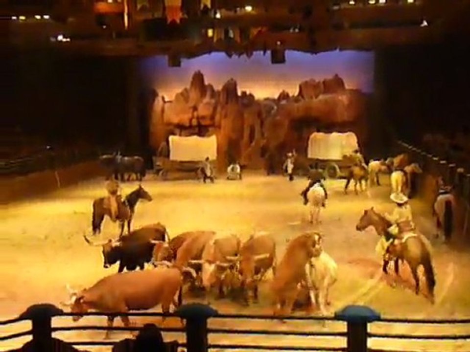 DISNEY VILLAGE :  BUFFALO BILL'S WILD WEST SHOW