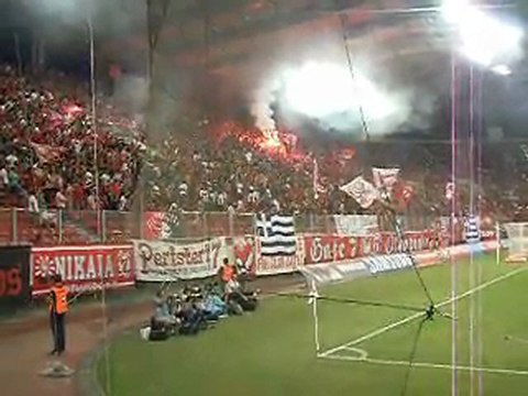 opadoi.gr OLYMPIAKOS - GALATASARAY 1-0 (17-8-11) 8YMAMAI AKOMA