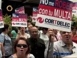Carabobeños protestan frente a Corpoelec