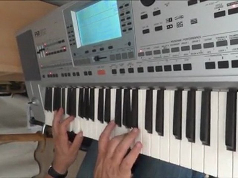 BEAUTIFUL LOVE -  -  Victor Young - (  piano : Mario Vilas )