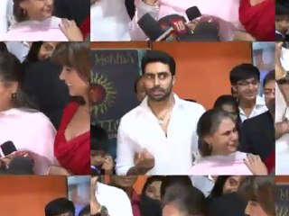 Amitabh Bachchan And Family Visit Siddhivinayak Temple - Latest Bollywood News