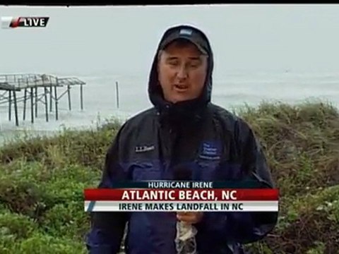 Live: Hurricane Irene comes ashore - 08/27/2011