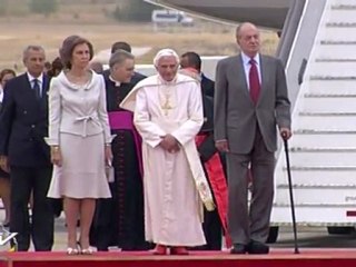 Pope arrives in Spain for World Youth Day