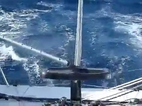 Enki sous Spi le 14 juillet vers 20 heures (vu vers l'arrière)