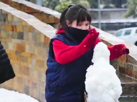 Intensa nevada sorprende a los habitantes de Santiago de Chile