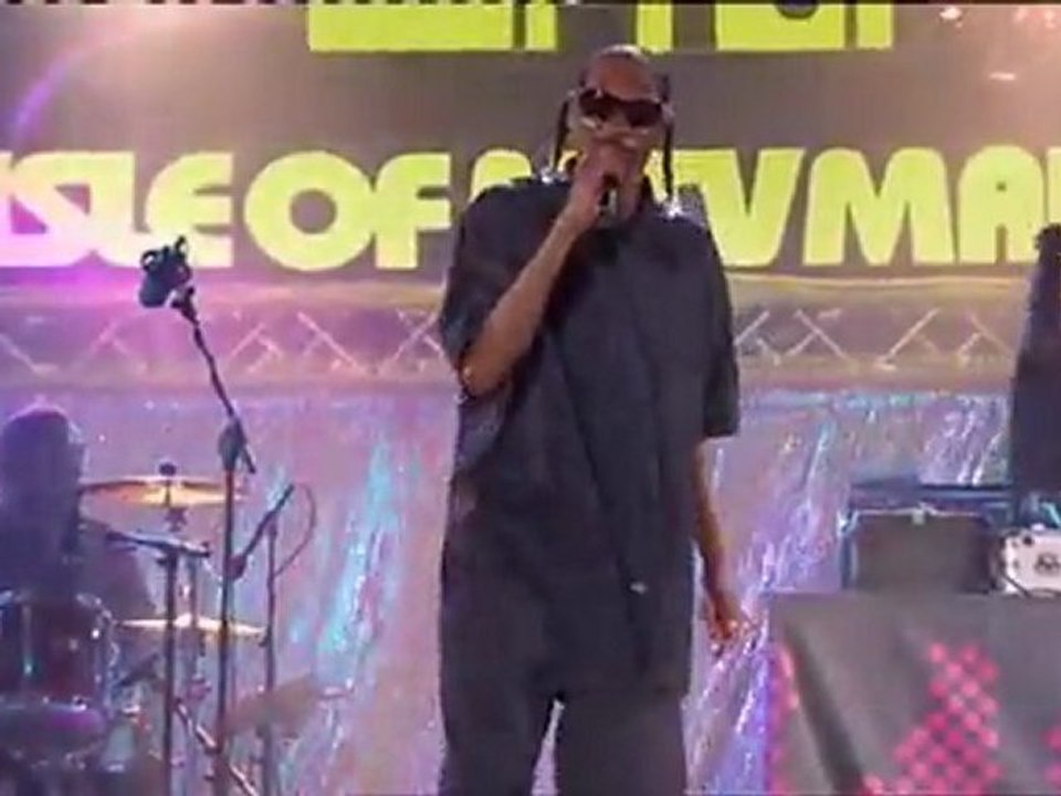 Snoop Dogg "Wet" & "Ain't no Fun" Live @ World Stage / Isle of MTV, Fosos Square, Floriana, Malta, 06-30-2011 Pt.3