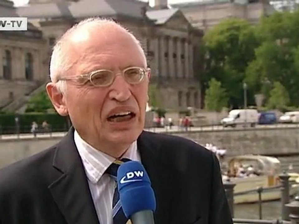 Debt Crisis in the Eurozone: who will pay the bill? | People & Politics