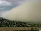 Dust cloud engulfs Phoenix