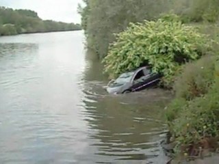 Vieux Condé : une voiture volée retrouvée dans l'Escaut