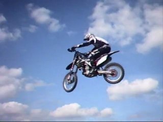 Essai piste Motocross La Ferté - Macé 2011