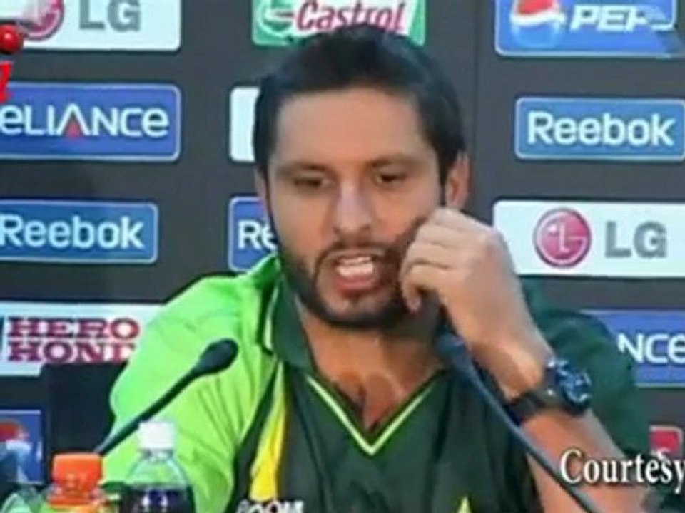 Pakistan Players SLAM Shahid Afridi
