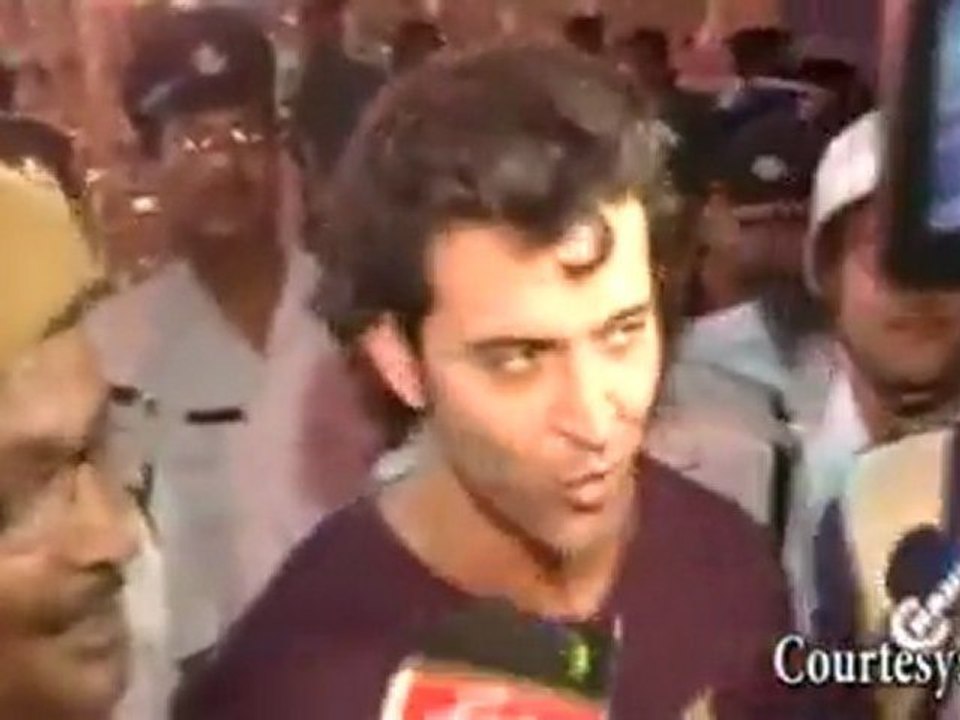 Hrithik Roshan MESSES around with Sourav Ganguly