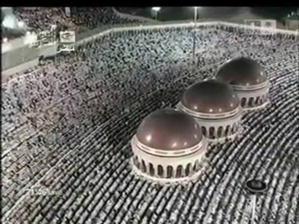 تسجيل حصري لصلاة القيام من المسجد الحرام الجزء الاول ل 20 رمضان 2011