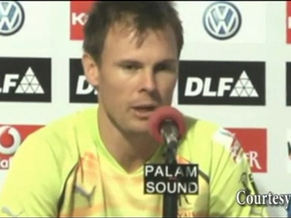 Johan Botha SCARED of Sehwag and David Warner