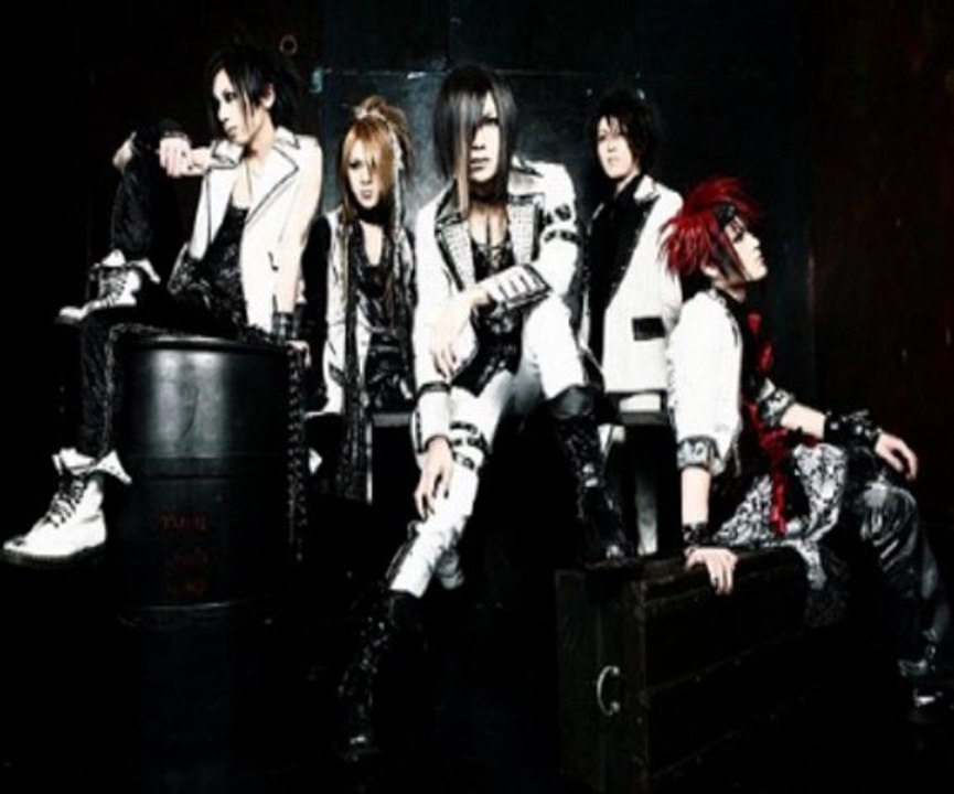 -OZ- - Cry the crime