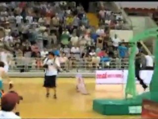 US-China basketball friendly ends in brawl