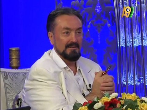 Flaş! Adnan Oktar Rus konuğunu hem tavşana hem civcive benzetti