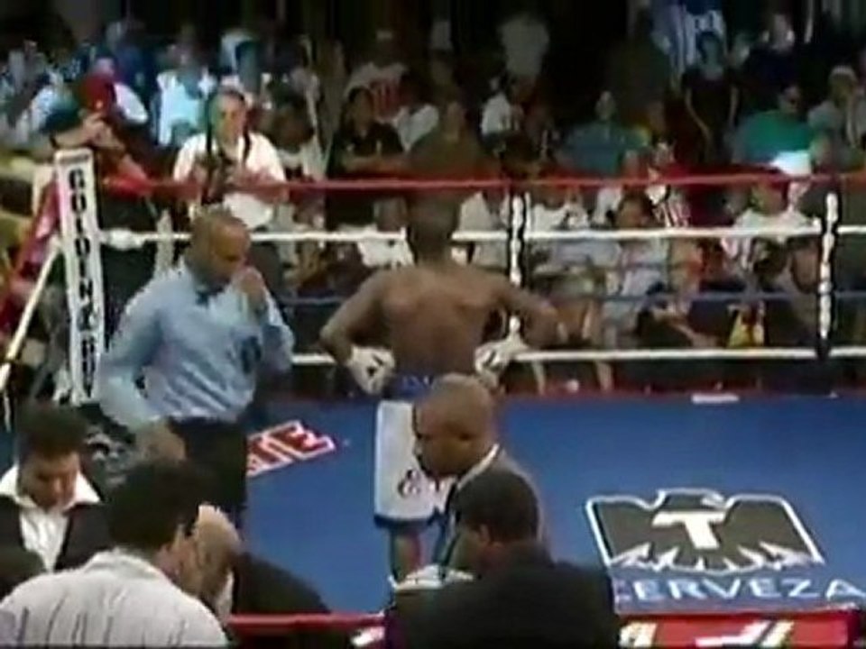 Eddie Gomez vs Marcus Hall