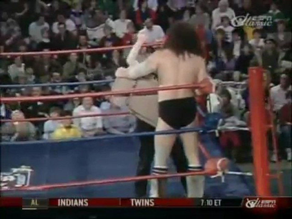 Jerry Blackwell vs King Kong Brody