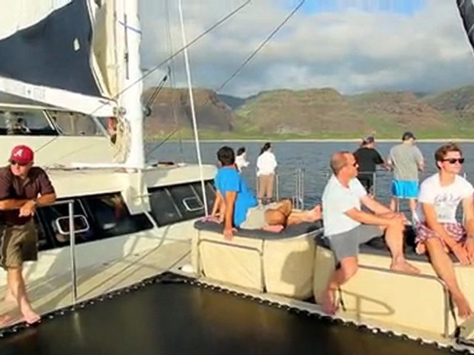 Kauai Dinner Cruises - Na Pali Sunset Sail