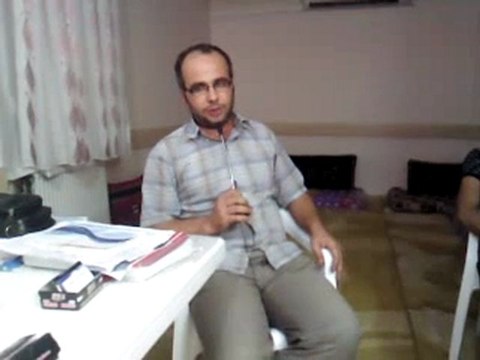 Müzik&Tiyatro Komisyonumuzun bir araya geldiği İftar Yemeği Sonrası Belediye Konservatuarı TSM sanatçısı Murat Yaşar Avşar eşliğinde hep birlikte Muhayyer Makamında bir eser seslendiriliyor