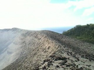 eruption volcanique du mont yasur (tanna- Vanuatu) le 14 aout 2011 - 1