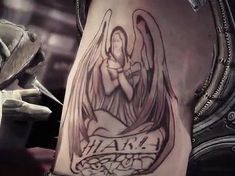 Gears of War 3 - We re All Standed Now Opening