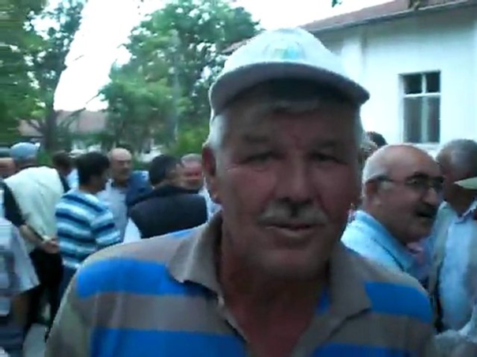 GÖKHÖYÜK TİĞEM EMEKLİLERE İFTAR YEMEĞİ YIL 2011 - www.haberamasya.com - 1