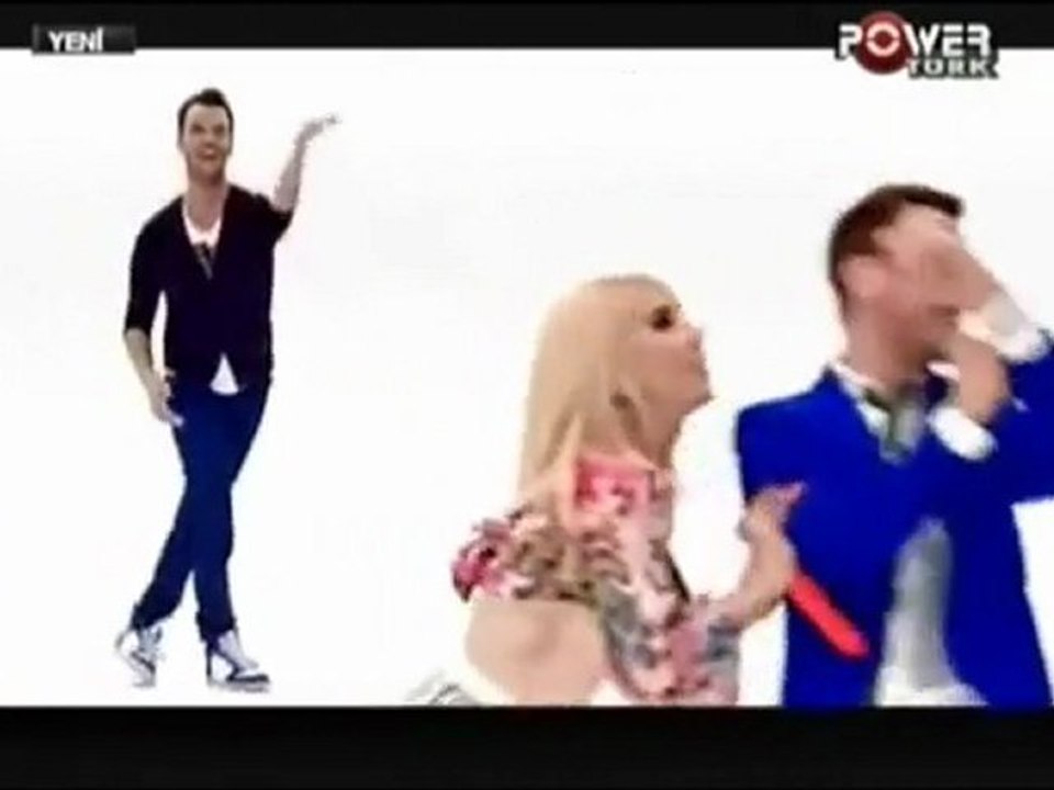 HANDE YENER & SİNAN AKÇIL - ATMA