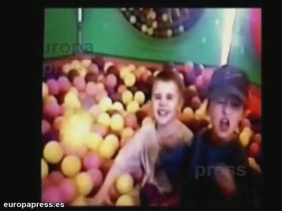 Pattinson y Bieber novios detallistas