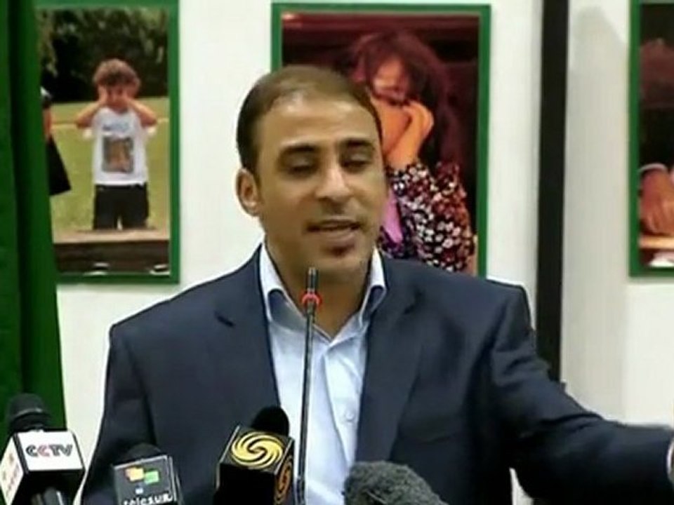 Gaddafi seeks talks, calls for ceasefire