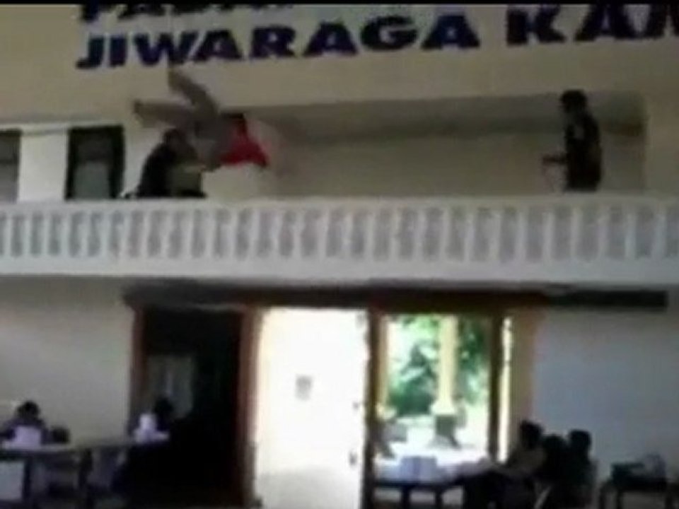 Frontflip einer Duplex Fail