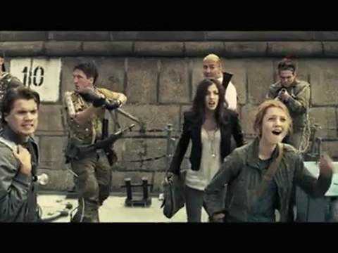 La hora más oscura - Trailer 1 en español