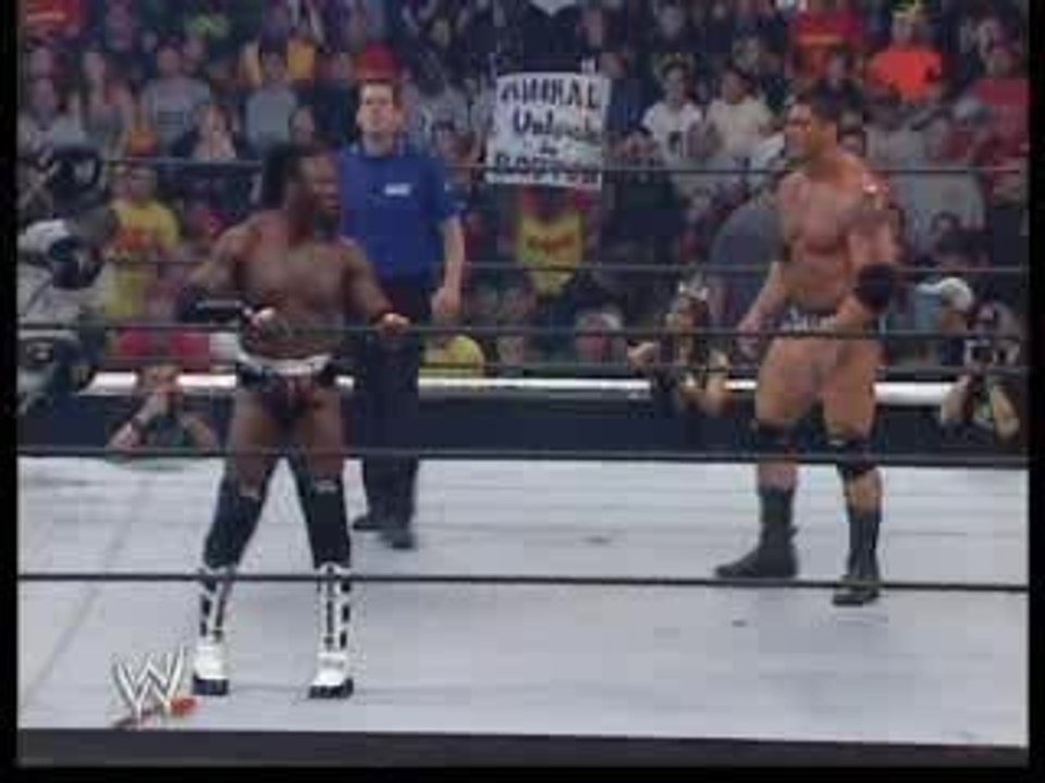 Batista vs King Booker - WWE