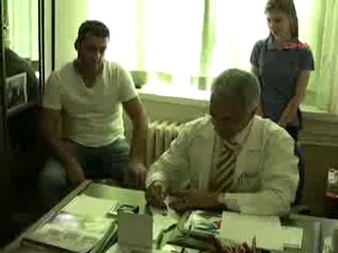 Profesörden hastalara ücretsiz muayene