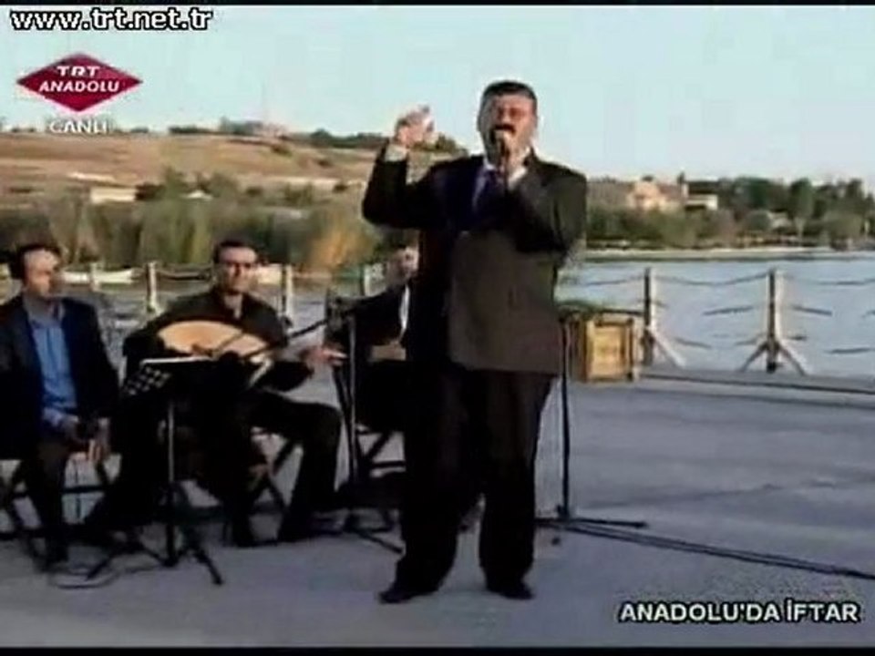 Ali Toprak Adı güzel - Sallallahü Ramazan 2011 TRT