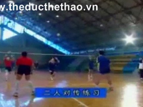 Bóng chuyền - bài tập chuyền bóng cao tay