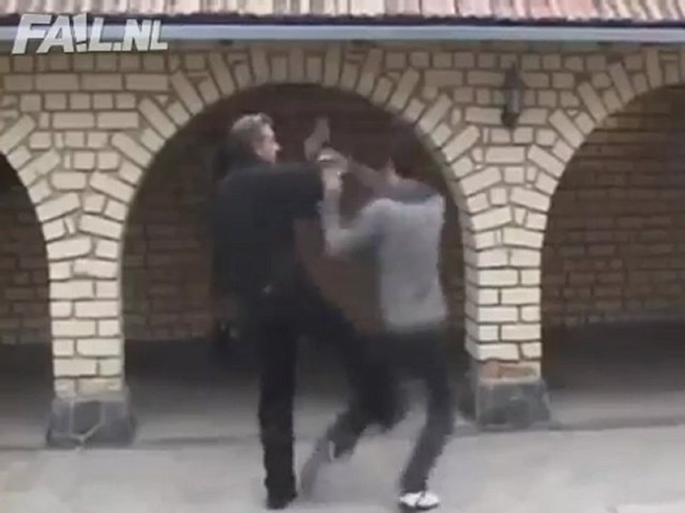 Laufen Material arts Fail