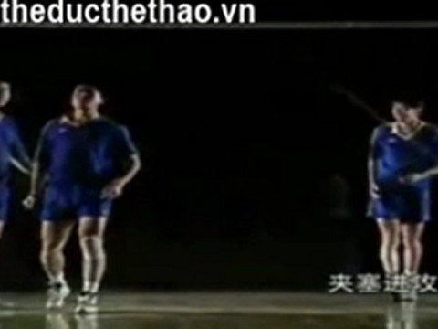 Bóng chuyền - Bài tập đập bóng chồng