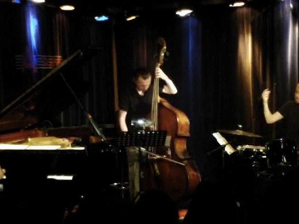 andreas schmidt (p) + sebastian merk (drums) + johannes fink (bass) @ a-trane AUGUST 2011